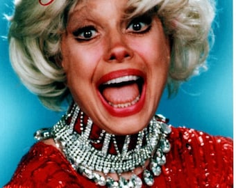 Carol channing signed photo w/ hologram coa