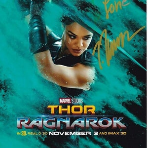 Tessa Thompson ondertekende Thor Ragnarok Valkyrie foto met hologram coa