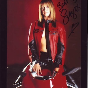 Suzi perry signed photo w/ hologram coa