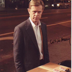 William h. macy signed photo w/ hologram coa