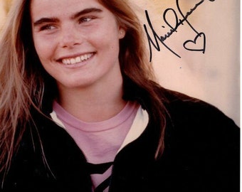 Mariel Hemingway signed 8x10 photo w/ hologram coa