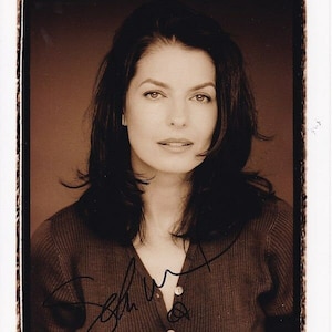 Sela Ward signed 8x10 photo w/ hologram coa