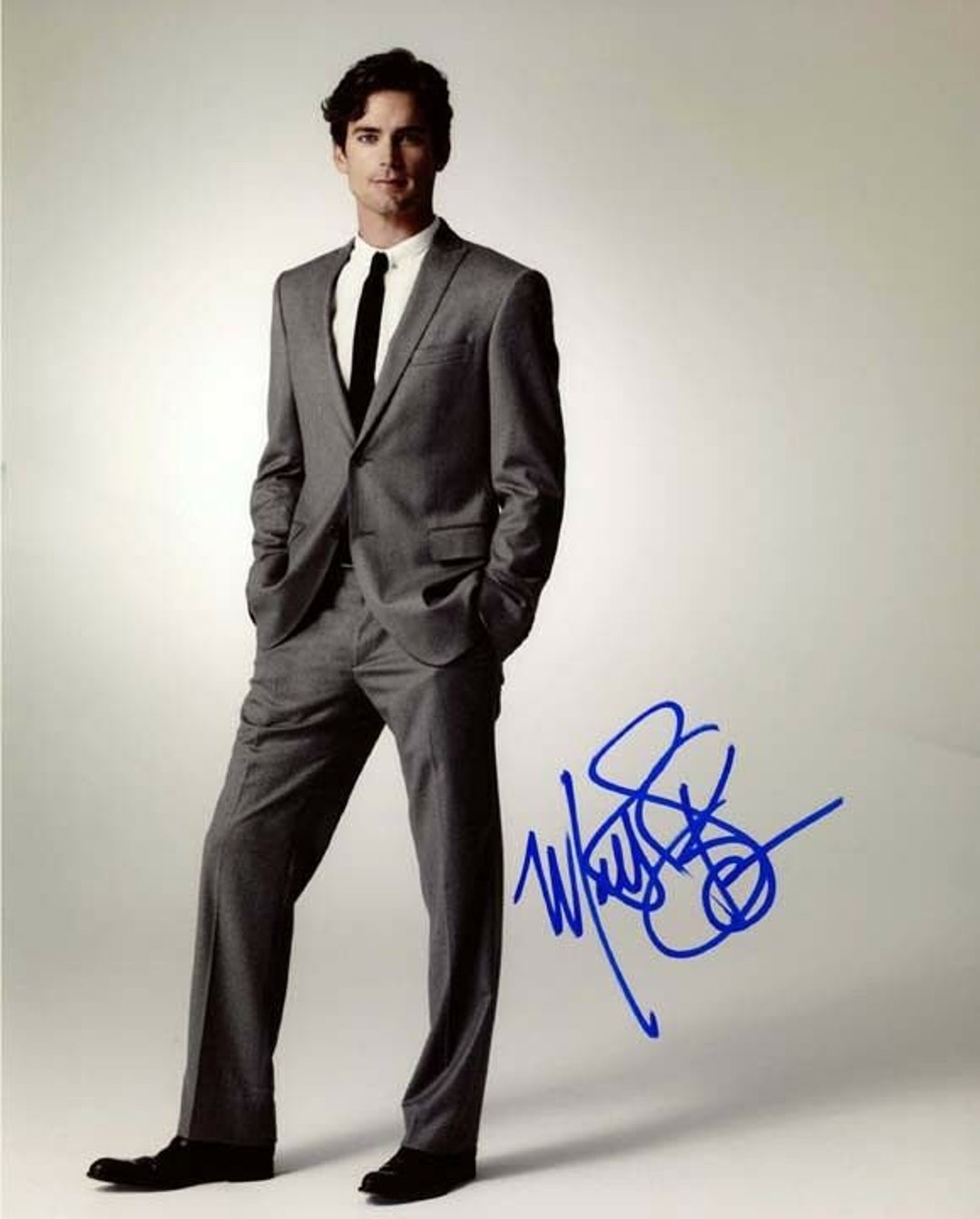 Matt Bomer Signed 11x14 White Collar Neal Caffrey Photo W/ 