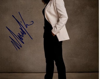 Mariska Hargitay signed 8x10 Law & Order SVU Olivia Benson photo w/ hologram coa