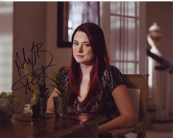 アレクサンドラ・ブレッケンリッジ直筆サイン入り写真…アメリカンホラーストーリー アレクサンドラ・ブレッケンリッジ直筆サイン入り写真…アメリカン