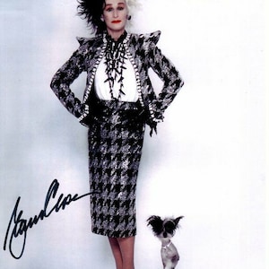 Glenn close signed disney 101 dalmatians cruella devil photo w/ hologram coa