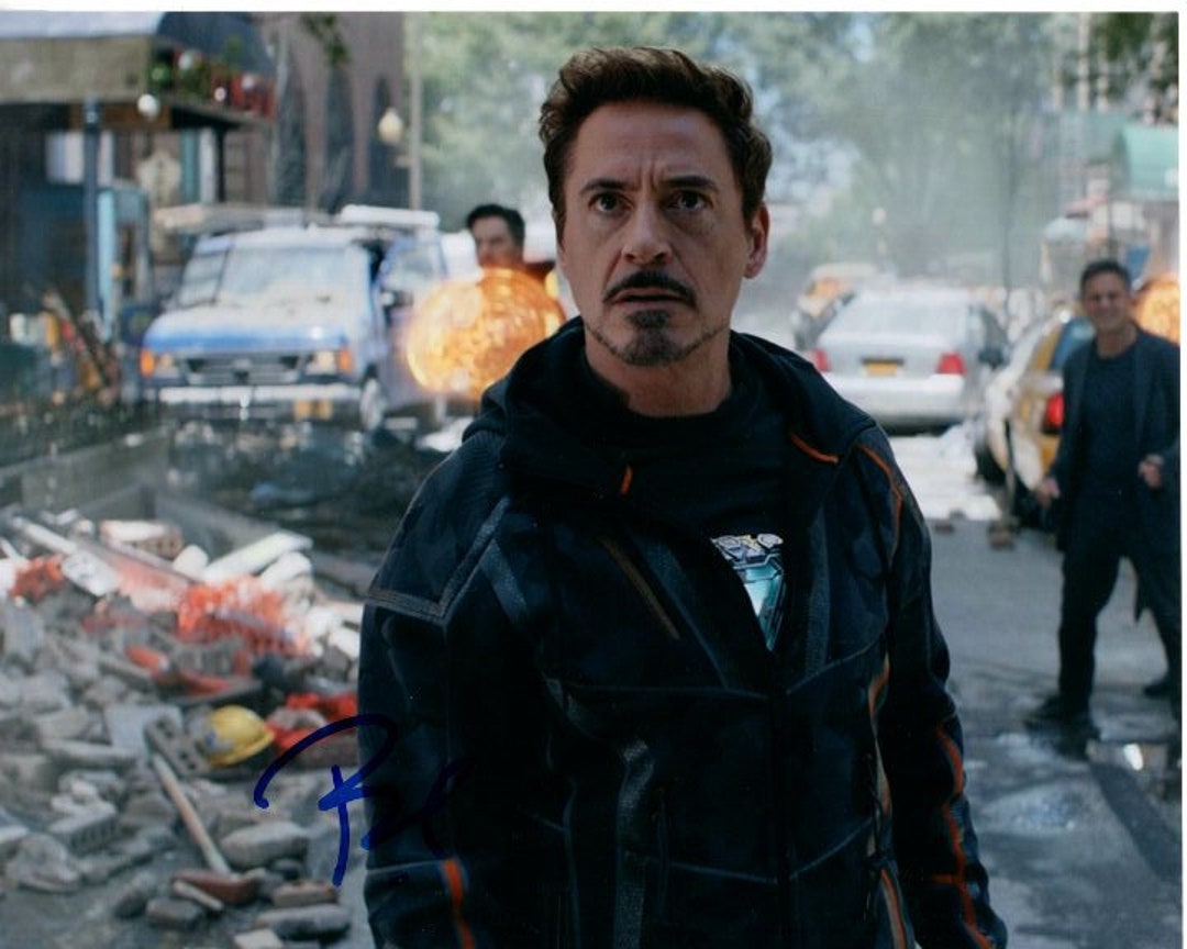 Robert Downey Jr. Signed 8x10 Iron Man Tony Stark Photo W/ Hologram Coa ...