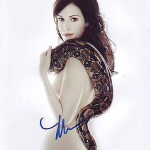 Mary louise parker signed sexy weeds photo w/ hologram coa