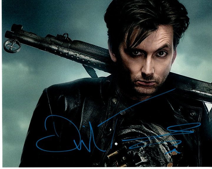 デイヴィッド・テナントのサイン入り8x10ドクターフー写真