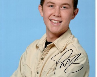 Scotty McCreery signed 8X10 photo w/ hologram coa ( American Idol )