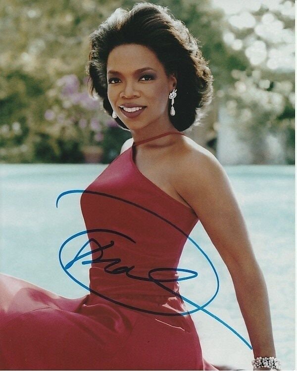 Oprah winfrey signed photo w/ hologram coa