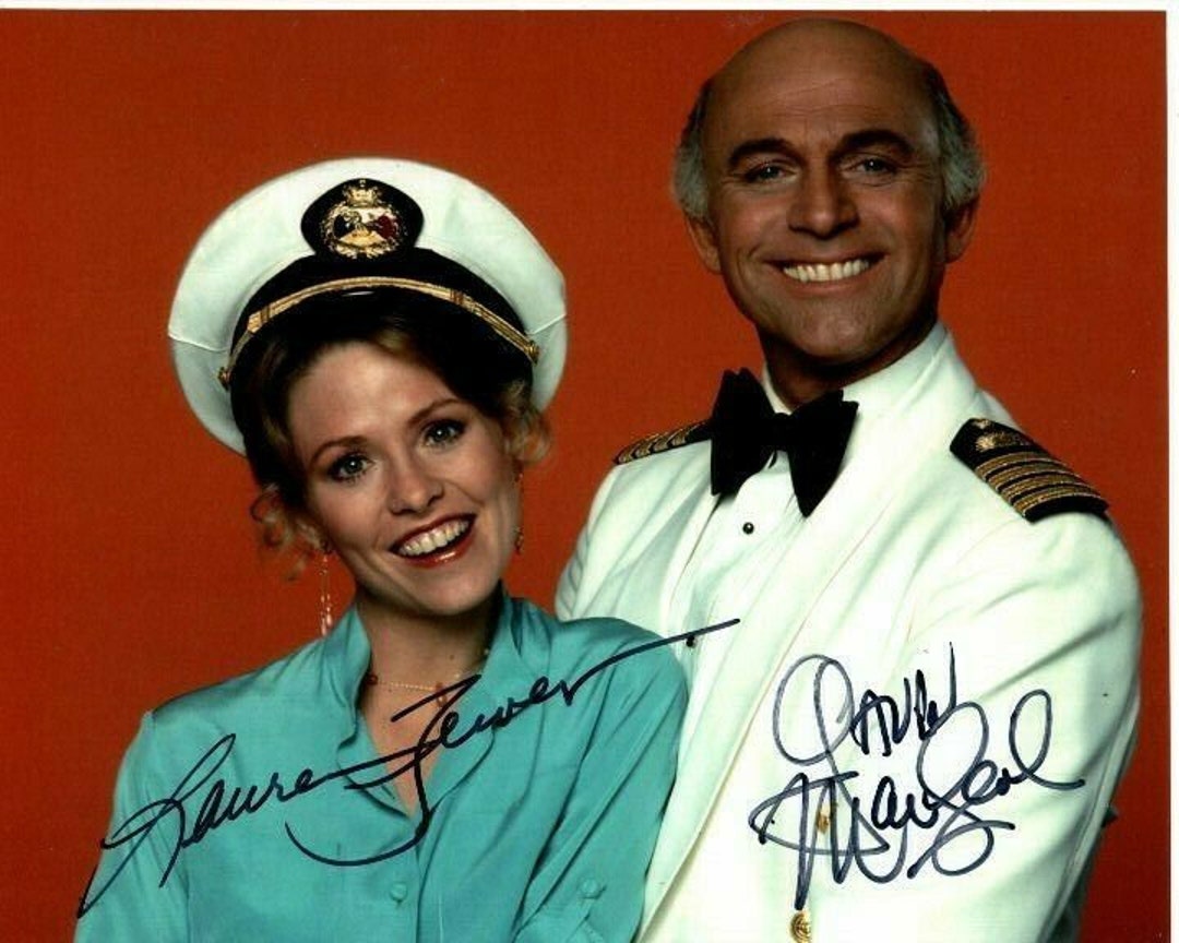 Lauren Tewes & Gavin Macleod Signed the Love Boat Photo W/ Hologram Coa