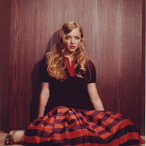 Amanda Seyfried signed 8x10 photo w/ hologram coa
