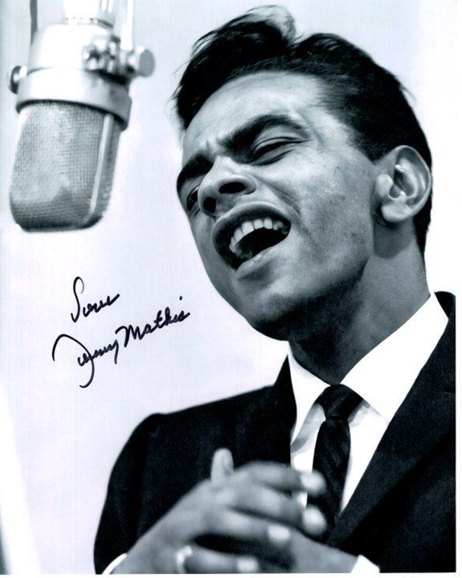 Johnny Mathis Signed 8x10 Photo W/ Hologram Coa - Etsy