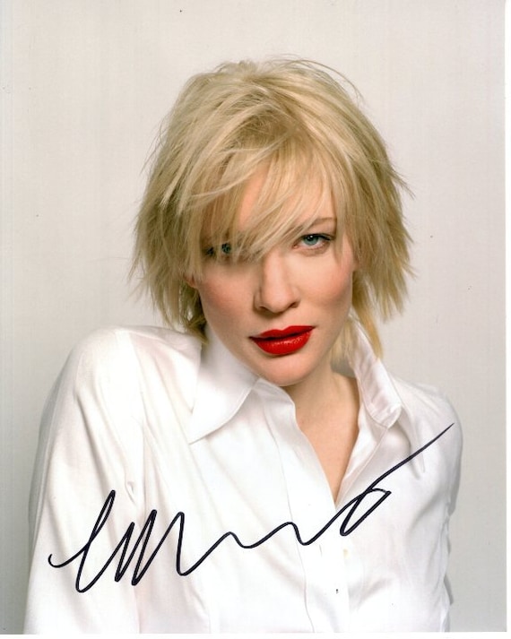 ケイト・ブランシェットのサイン入り8x10写真(ホログラム証明書 ケイト・ブランシェットのサイン入り8x10写真(ホログラム証明書