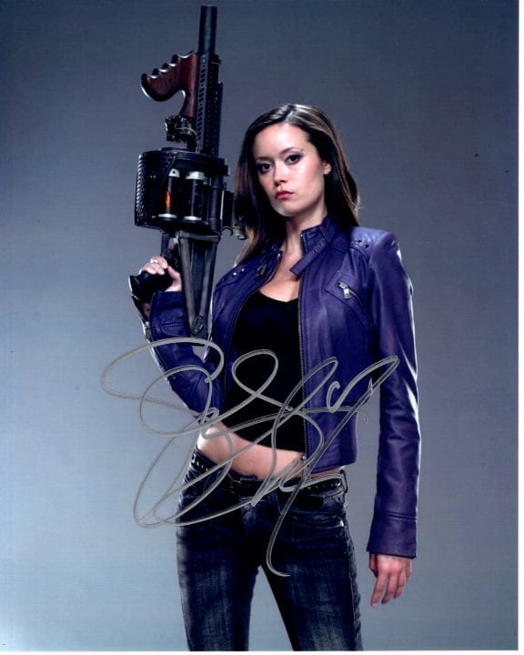 サマー・グロー直筆サイン入り超大型写真…Summer　Glau…ターミネーター… サマー グローのサイン入り 8x10 ターミネーター キャメロン