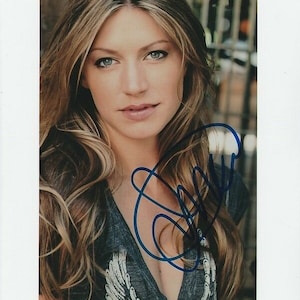 Jes macallan signed photo w/ hologram coa mistresses