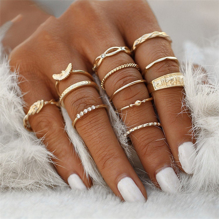  iF YOU 30 Pcs Vintage Gold Knuckle Rings Set, Boho Butterfly  Snake Stackable Finger Rings for Women Girls, Silver Midi Rings Pack (Gold  colorful gem): Clothing, Shoes & Jewelry