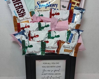 Personalized Mother's Day Candy and Gift Bouquet, Birthday Gift For Her, Nana GiGi Mom Grandma Gift, Unique Gift