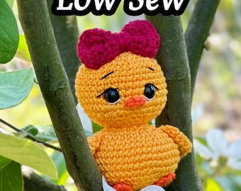 Duckling Amigurumi Crochet Pattern: Easy Beginner Animal (PDF Download)