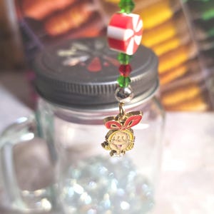 Holiday Girl Charm Scissor Fob – Red & Green Beaded Christmas Needlework Accessory