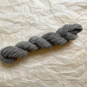 Handspun Sustainable Undyed Light Gray DK 100% Alpaca Yarn