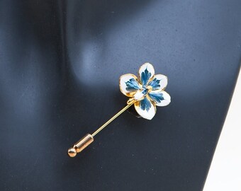 Brooch/pin with real orchid in white/blue, gold-plated, orchid, jewelry, wedding, party, sticker, pinstick, decoration