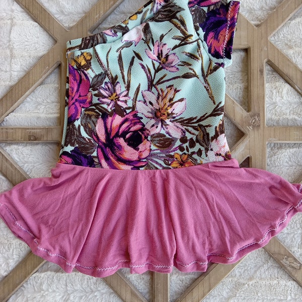 Handmade. Size 2T. One Shoulder Skirted Peplum Top. Spring Floral/Pink. Toddler Girls.