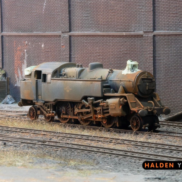 OO gauge locomotive. Heavily weathered withdrawn BR Standard Class 4. Ref G6