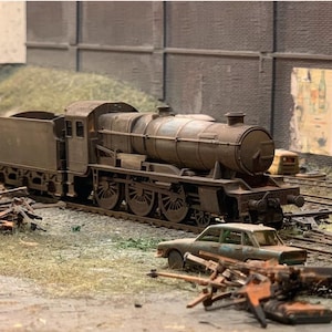 OO gauge locomotive weathered GWR County. Ref Z9