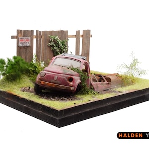 1960s Fiat 500: 1/24 scale diorama. Ref N9