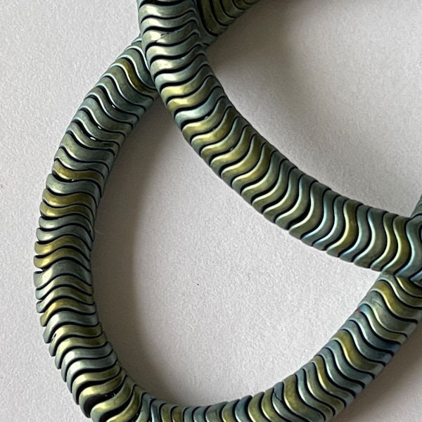 Perles d'Hématite de pierre naturelle vert bleu mat en rondelle en vague vente en lot prix bas création fabrication bijoux fait main