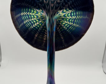 Gorgeous Steven Correia Signed, Jack in the Pulpit Iridescent Swirl Glass Vase