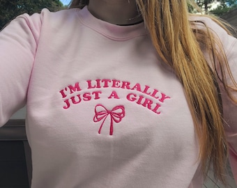 Just a Girl besticktes T-Shirt/Rundhalsausschnitt/Hoodie