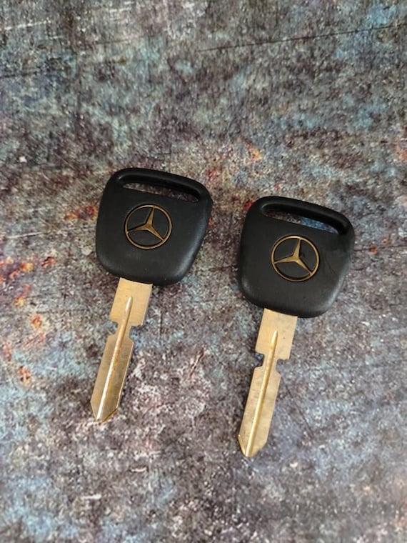 Mercedes Vintage Keys