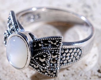 Sterling Silver Mother of Pearl Bowtie Ring, Marcasite Detail, Vintage Statement Piece