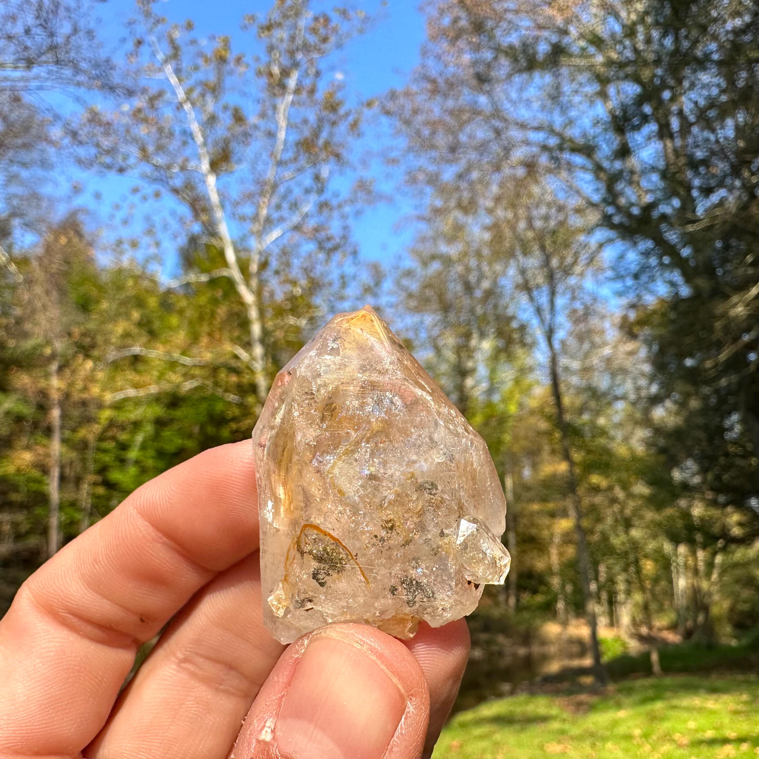ハーキマーダイヤモンド | エリア52の私有鉱山 | 虹色の