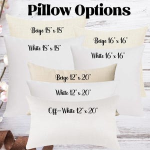 K&ouml;nnte beinhalten: Ein Set aus f&uuml;nf Kissenbez&uuml;gen in Beige und Wei&szlig; mit verschiedenen Gr&ouml;&szlig;en und Ma&szlig;en. Die Kissenbez&uuml;ge sind in Pyramidenform angeordnet, wobei der gr&ouml;&szlig;te Kissenbezug oben und der kleinste Kissenbezug unten liegt. Die Kissenbez&uuml;ge sind aus einem weichen, komfortablen Stoff gefertigt und eignen sich perfekt, um jedem Raum einen Hauch von Stil zu verleihen.