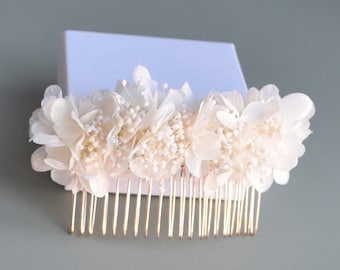 Hair comb with cream-coloured hydrangeas and gypsophila, hair comb with dried flowers, hair accessory, headpiece, ivory
