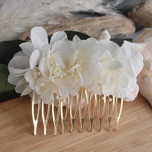 Hair comb with dried flowers in white/cream image 5