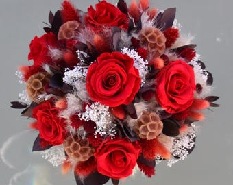 Bridal bouquet of dried flowers with 6 red stabilized roses, dried flower bouquet