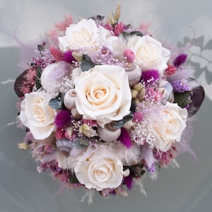 Brautstrauß aus Trockenblumen mit 6 stabilisierten Rosen und Muscheln, Trockenblumenstrauß, Maritim