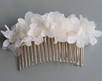 Hair comb gold coloured with cream coloured hydrangeas, hair accessories, headdress, dried flowers, ivory