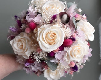 Brautstrauß aus Trockenblumen mit 7 stabilisierten Rosen, Trockenblumenstrauß