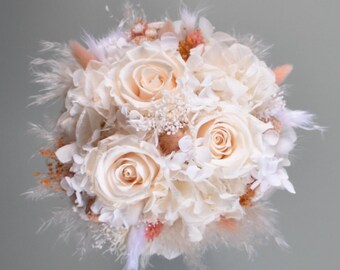 Small bridal bouquet with 3 stabilized roses and dried flowers, dried flower bouquet, boho style