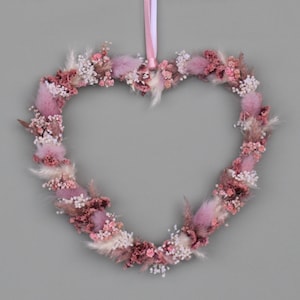 Dried flower heart Heart with dried flowers Wall decoration Door decoration Dried flower wreath for weddings, Mother's Day etc.
