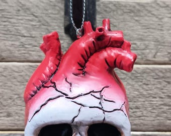 Love Is Dead Gothic Horror Skull & Heart Ornament