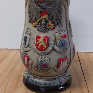 Deutschland Federal Eagle Beer Stein – 8.5&quot; Ceramic with 16 German State Crests