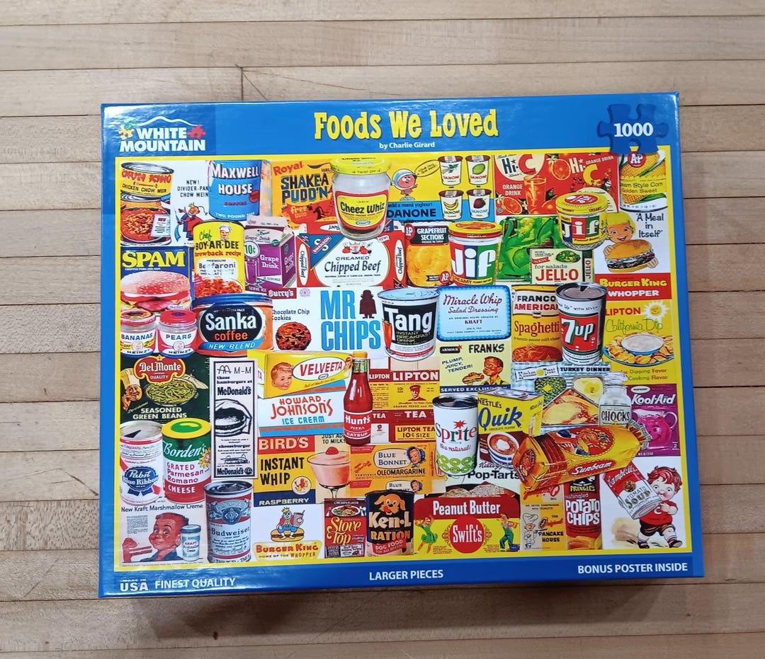 White Mountain Puzzles – Foods We Loved – 1000 Teile – Mit Poster – 61 X 76,2 Cm – Made In USA White Mountain Puzzles – Foods We Loved – 1000 Teile – Mit Poster – 61 X 76,2 Cm – Made In USA