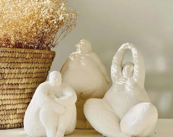 Beton Statue: Kurvige Frau als Deko, Yoga Geschenk